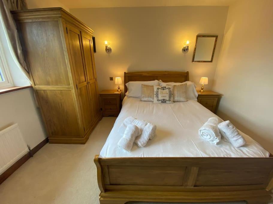 Eco-Friendly Dorset Cottage With Spa Set In Heart Of Countryside Sydling St Nicholas Экстерьер фото